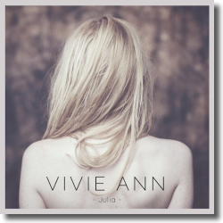 Cover: Vivie Ann - Julia