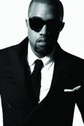Kanye West schlaegt einen Paparazzo