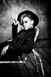 Rihanna: auf der Jagd nach einem Hit-Song