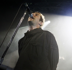 Liam Gallagher: seine Fans machen sich nackig