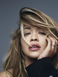 Rita Ora ueberwindet musikalisch ihren Herzschmerz