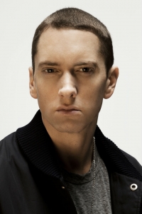 Eminem gibt seinen Fans Handynummer