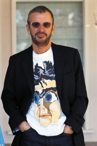 Ringo Starr bleibt derzeit in der oeffentlichkeit unerkannt