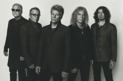 Jon Bon Jovi in der verlassenen Stadt