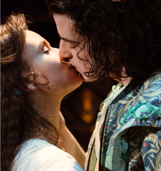 'Romeo & Julia - Liebe ist alles' feiert eine atemberaubende Uraufführung