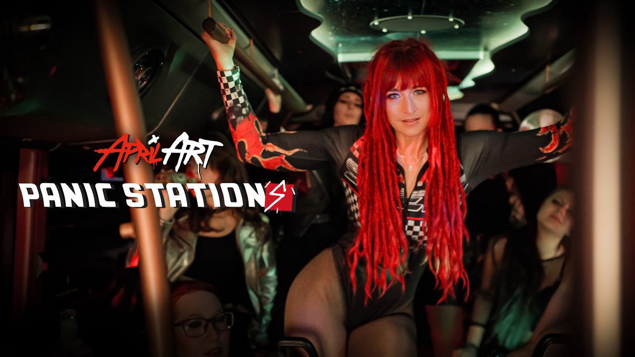 Video starten: April Art – Panic Stations