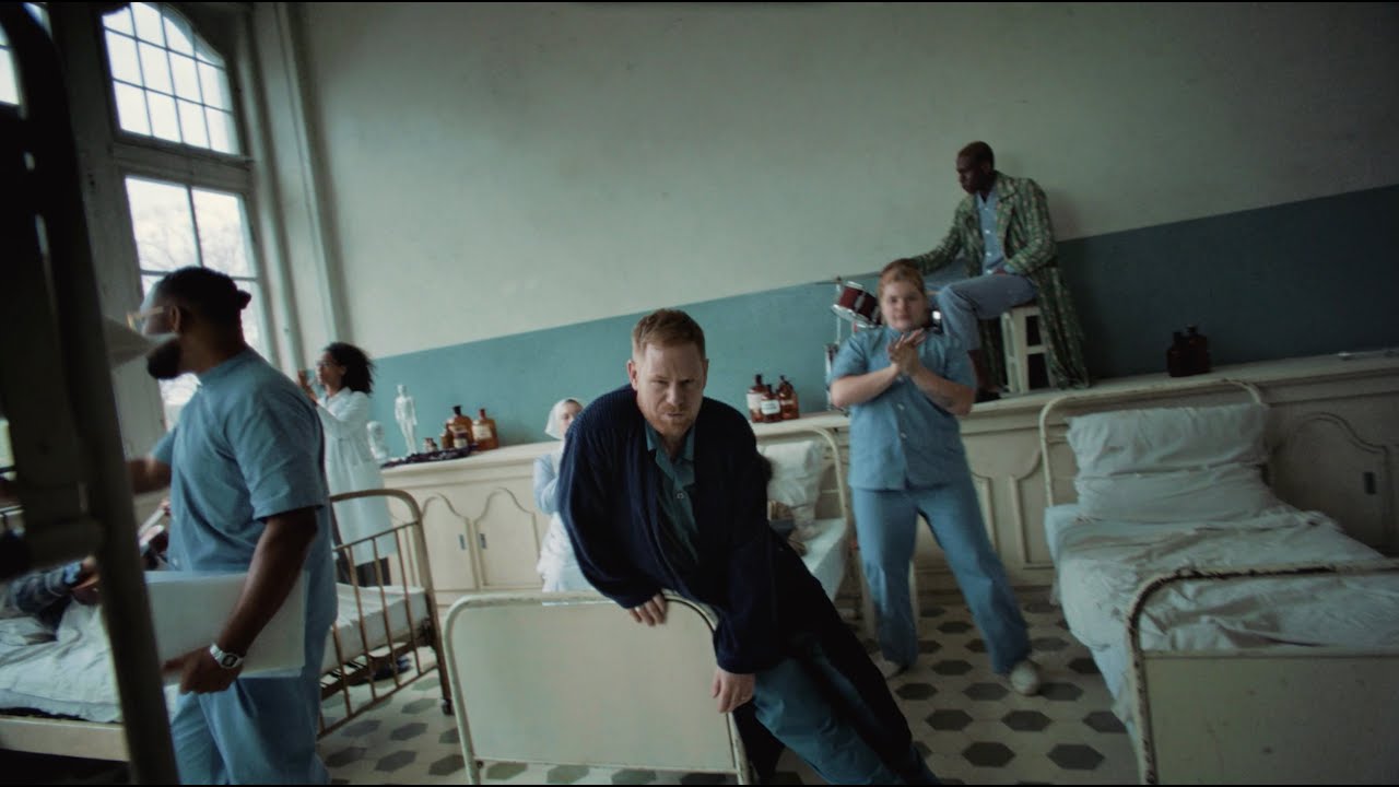 Video starten: Peter Fox – Ein Auge blau