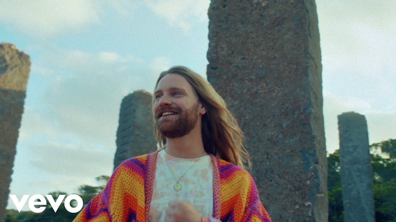 Video starten: Sigala, David Guetta & Sam Ryder – Living Without You