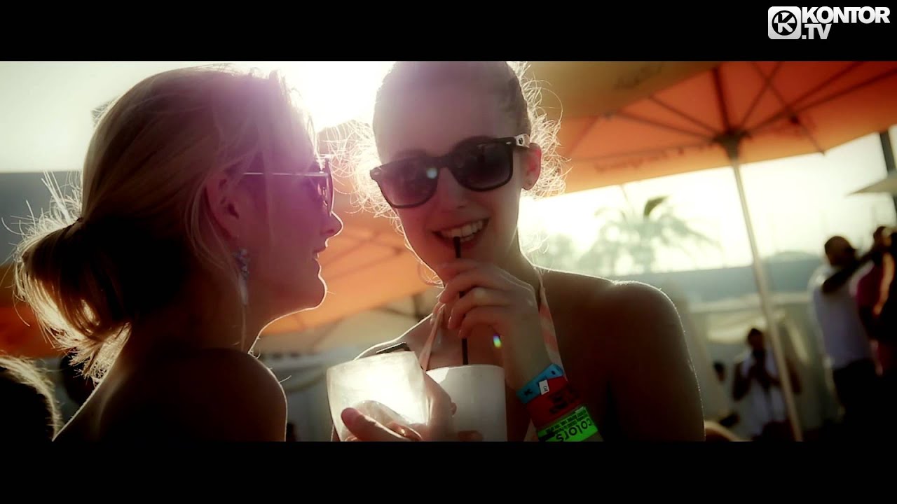 Video starten: Tom Novy & Christopher Groove – (Like I'M Falling In) Love