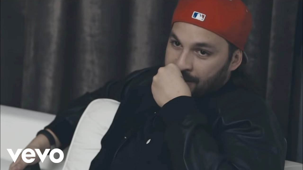 Video starten: Swedish House Mafia feat. John Martin – Don't You Worry Child