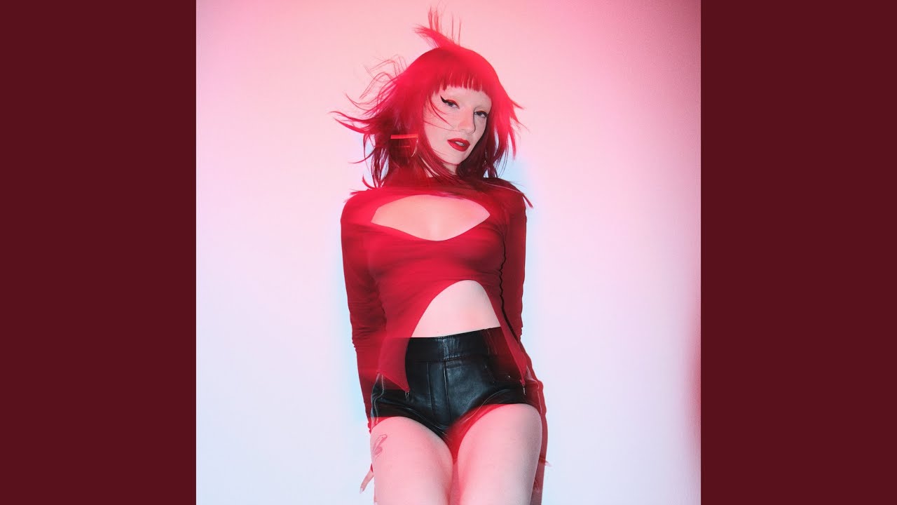 Video starten: Sophie and the Giants – Red Light