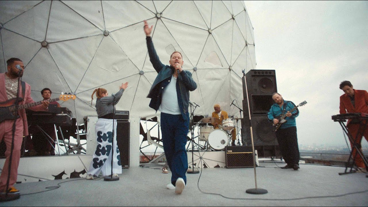 Video starten: Peter Fox – Weisse Fahnen