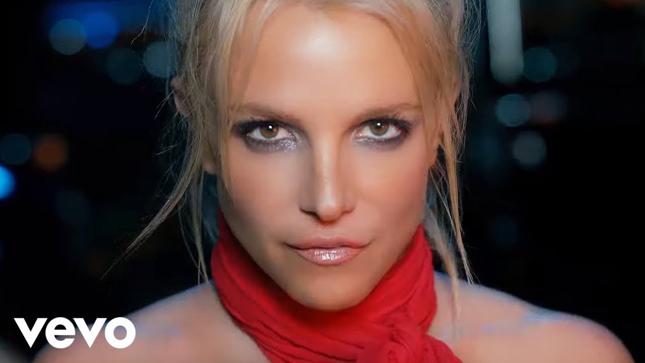 Britney Spears feat. Tinashe – Slumber Party