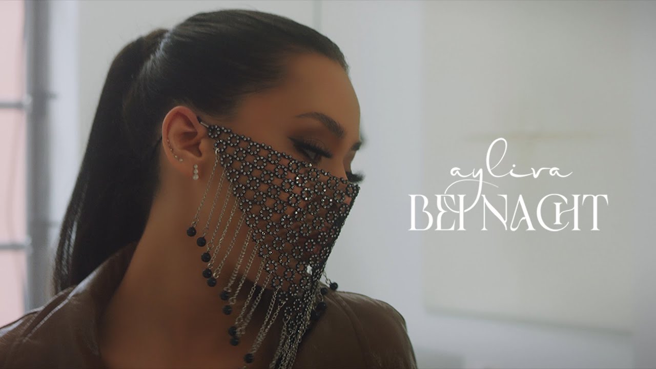 AYLIVA – Bei Nacht