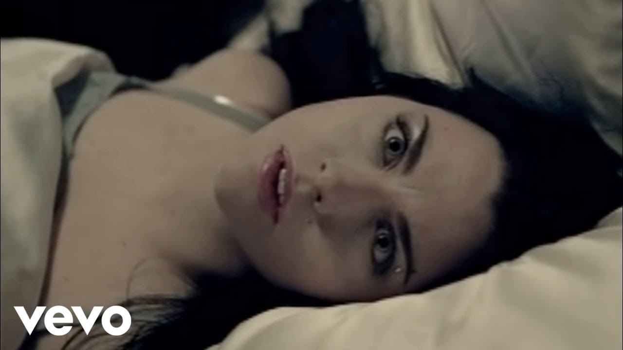 Video starten: Evanescence – Bring Me To Life