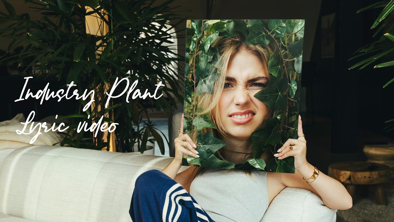 Roxy Dekker – Industry Plant