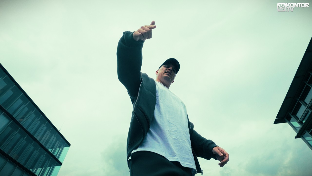 Video starten: MQstylez & TeeageBeatz – Irgendwo da oben