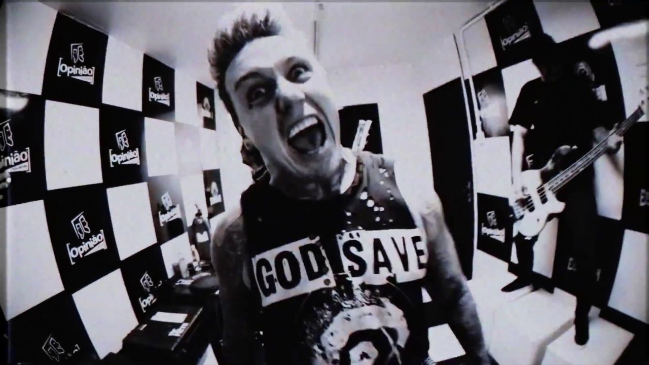 Papa Roach – Crooked Teeth