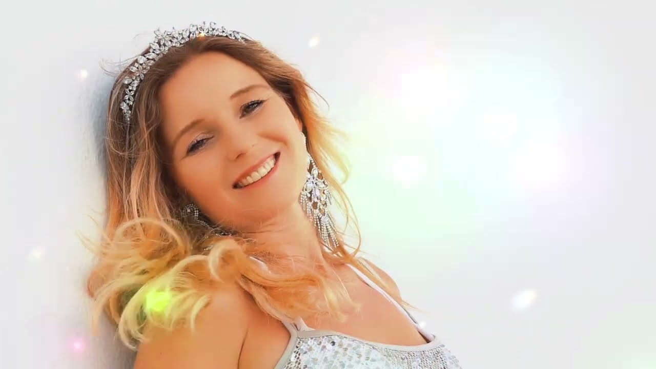 Video starten: Nadine Sieben – Lichterglanz