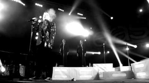 Video starten: Erasure – When I Start To (Break It All Down)