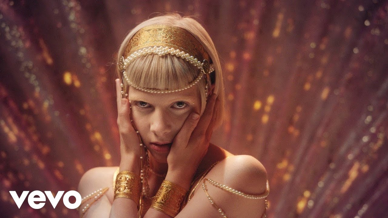 Aurora – Exist For Love