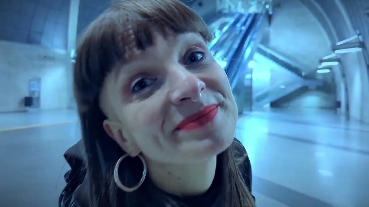 Video starten: Jenny Thiele – Dancer In The Blue
