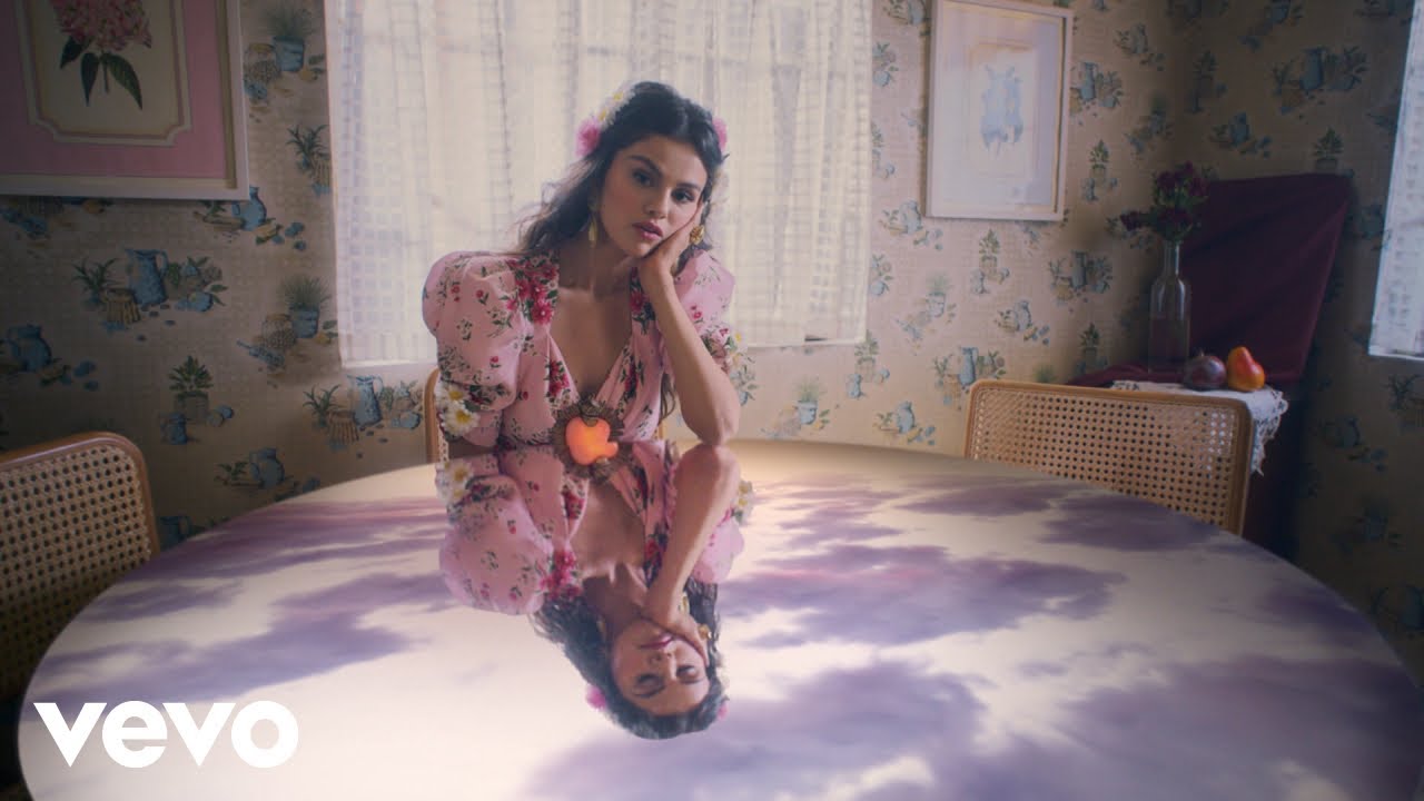 Selena Gomez – De Una Vez