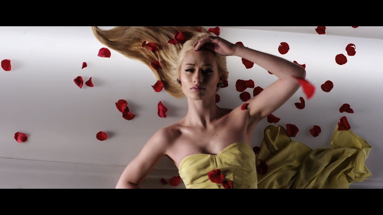 Steve Aoki & Angger Dimas feat. Iggy Azalea – Beat Down