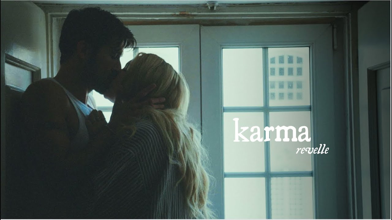 Video starten: Revelle – Karma