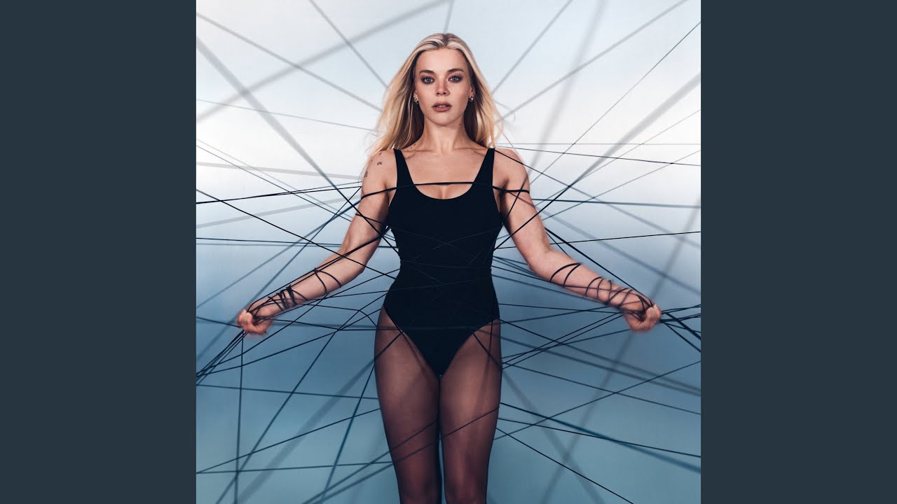 Video starten: Becky Hill – l0st the pl0t
