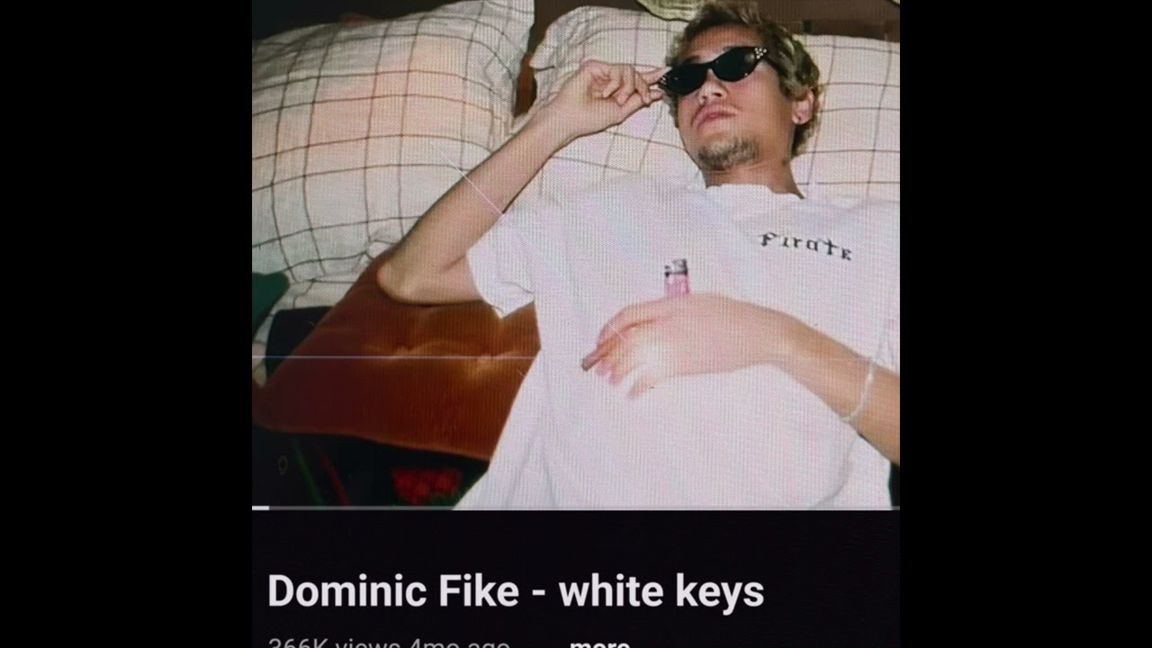 Dominic Fike – white keys