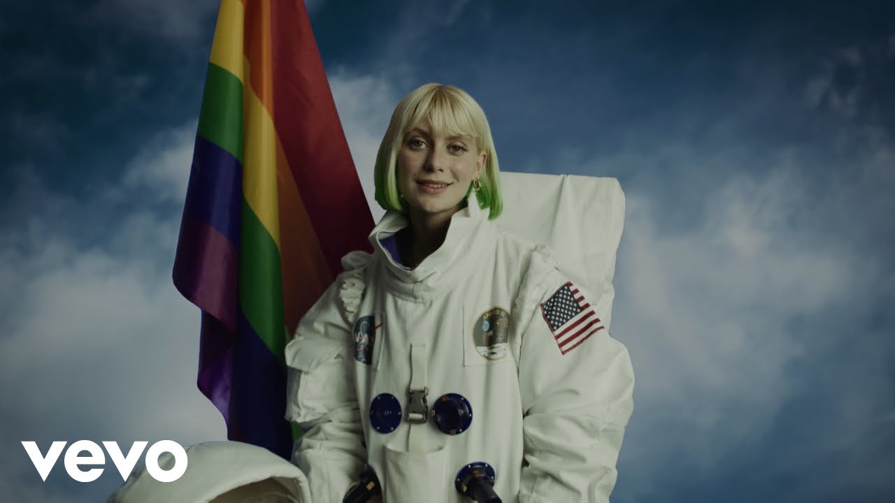 Alli Neumann – Frei