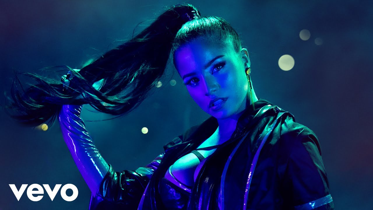 Emilia – Policía