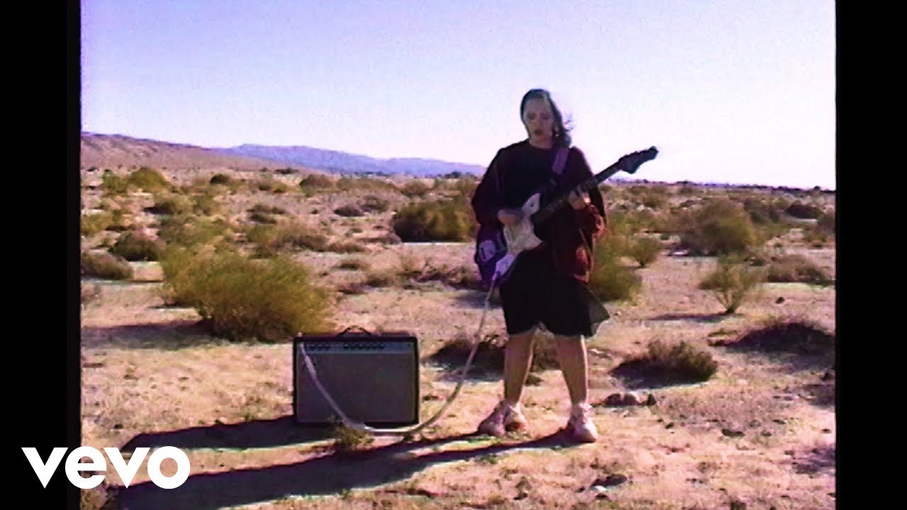 Soccer Mommy – circle the drain