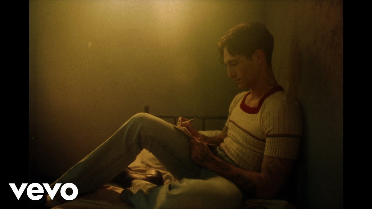 Video starten: Damiano David – Next Summer