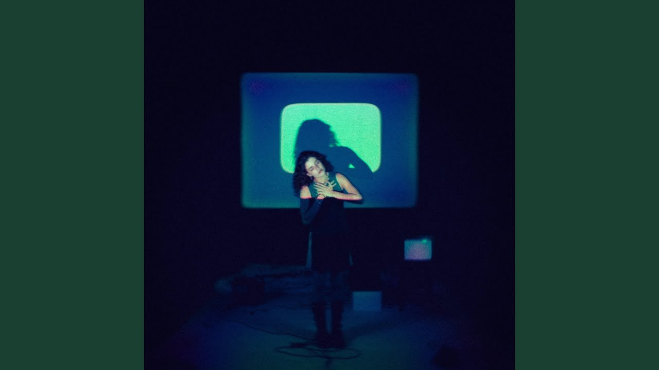 Video starten: Bluegirl – Look At All The Happy People