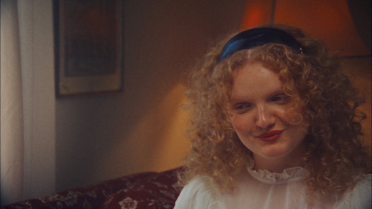 Video starten: Emma Rose – Hauptsache easy