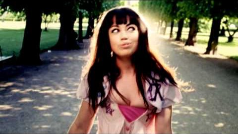 Video starten: Aura Dione – I Will Love You Monday (365)