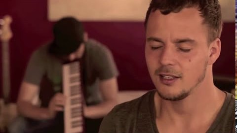 Video starten: Alexander Knappe – Weil ich wieder zu Hause bin