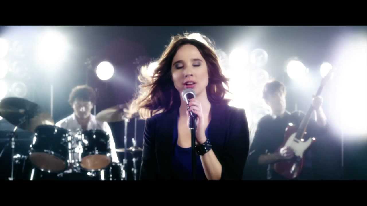 Video starten: Janina And The Deeds – The Crown Of Life