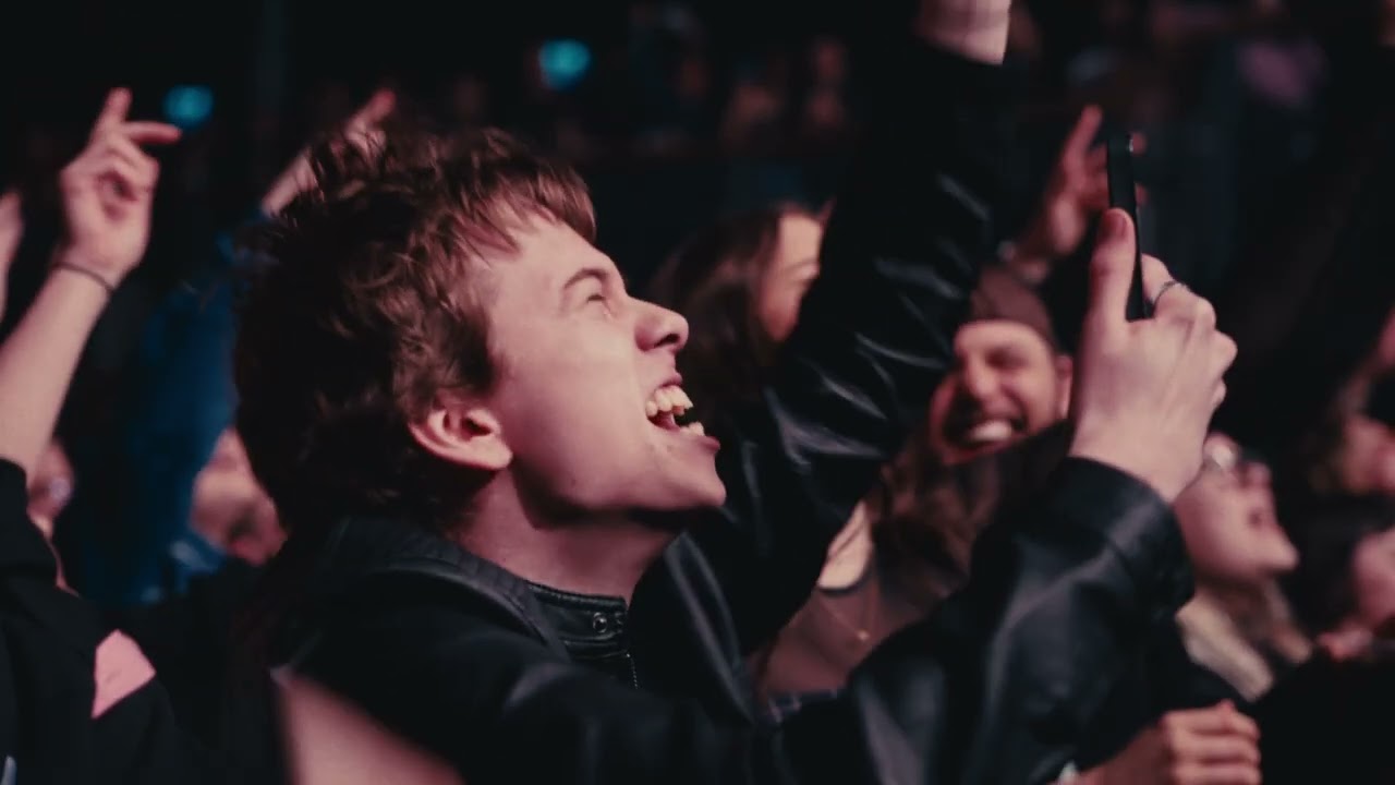 Video starten: The Snuts – Motherlands