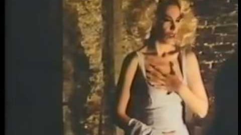 Eurythmics – Savage