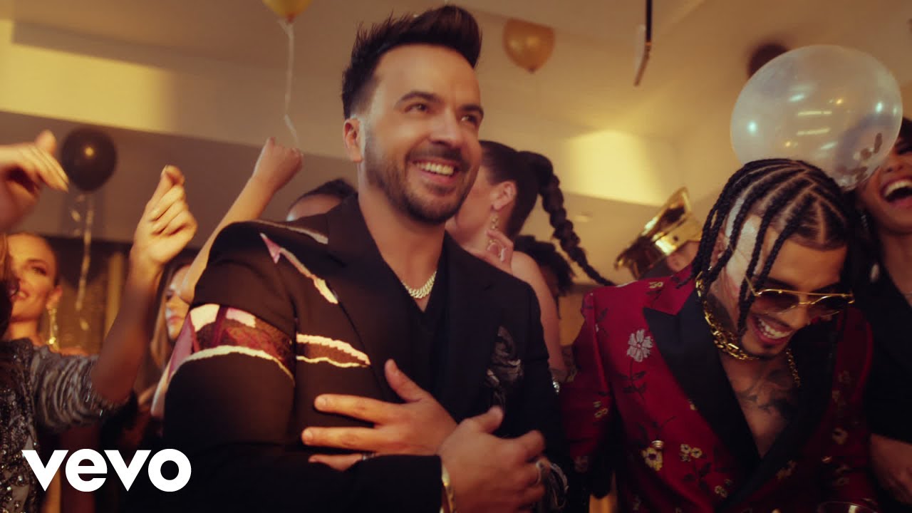 Luis Fonsi & Rauw Alejandro – Vacío