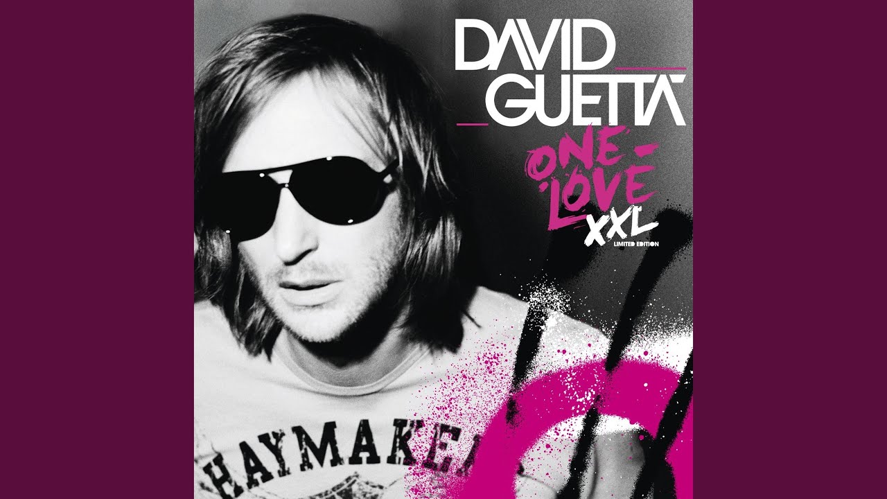 Video starten: David Guetta feat. Akon – Sexy Bitch