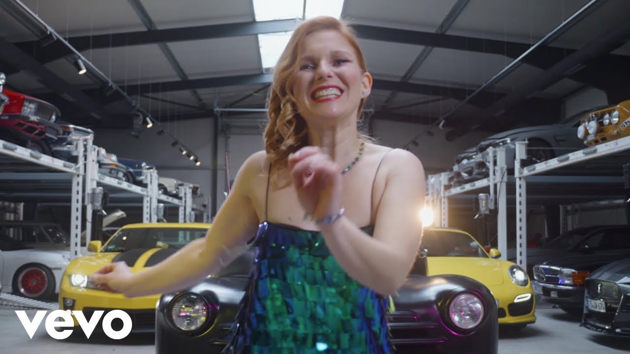 Video starten: Nadine Sieben – Tanz dich frei (Fühl die Musik)