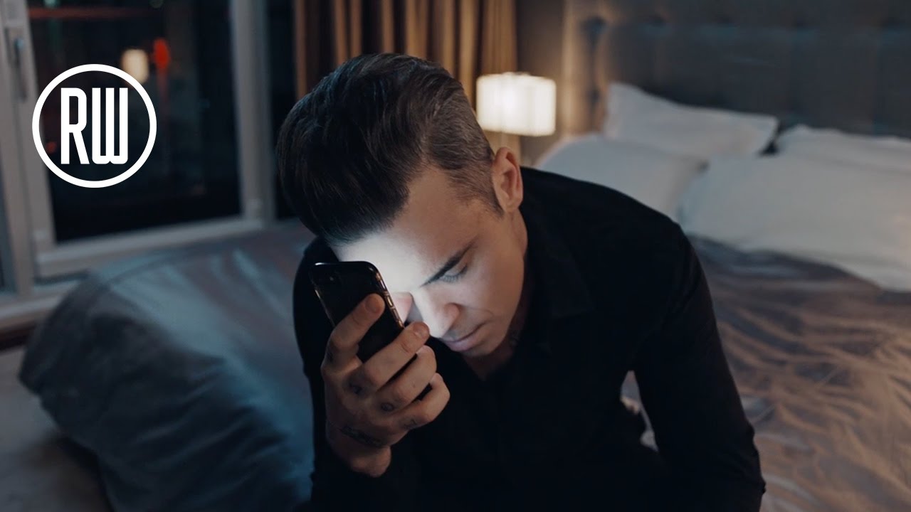 Robbie Williams – Mixed Signals