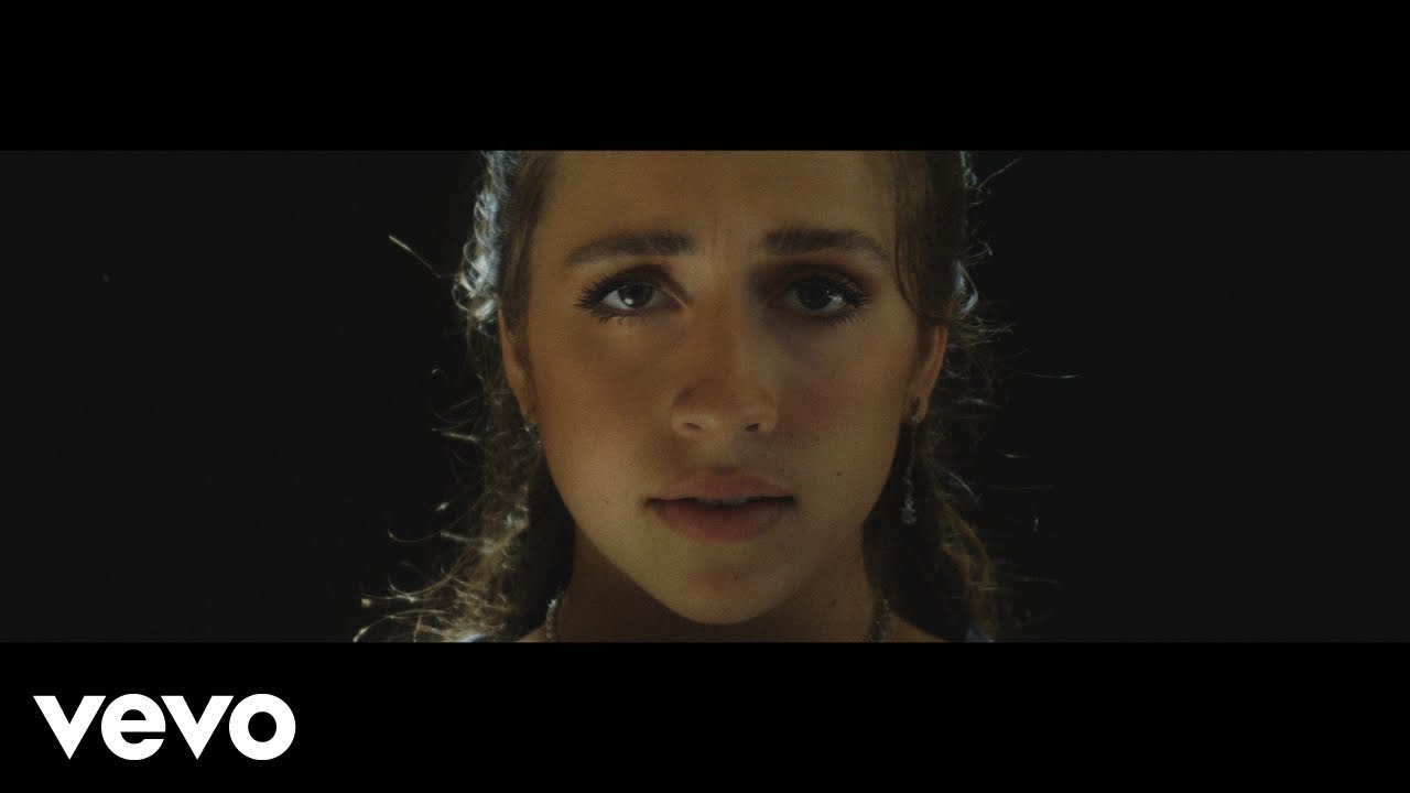 Tate McRae – Don't Be Sad