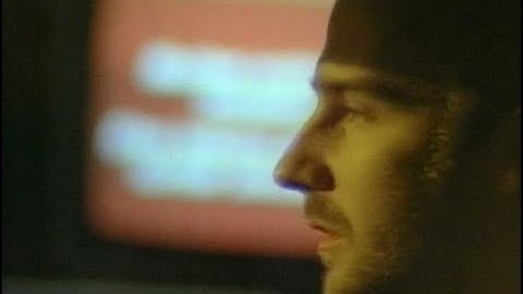 Video starten: Ultravox – Dancing With Tears In My Eyes