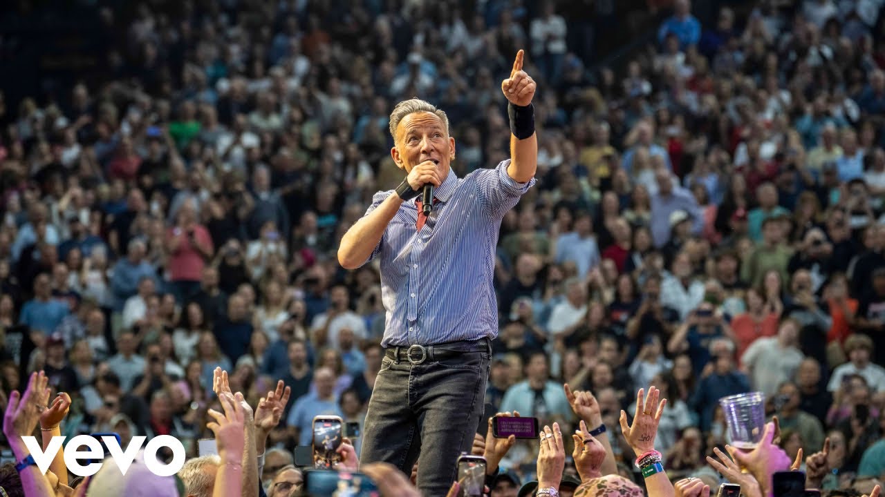 Bruce Springsteen and The E Street Band – Land of Hope and Dreams (Live)