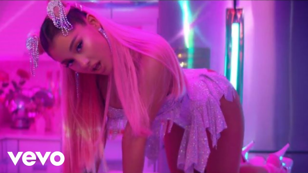 Ariana Grande – 7 Rings